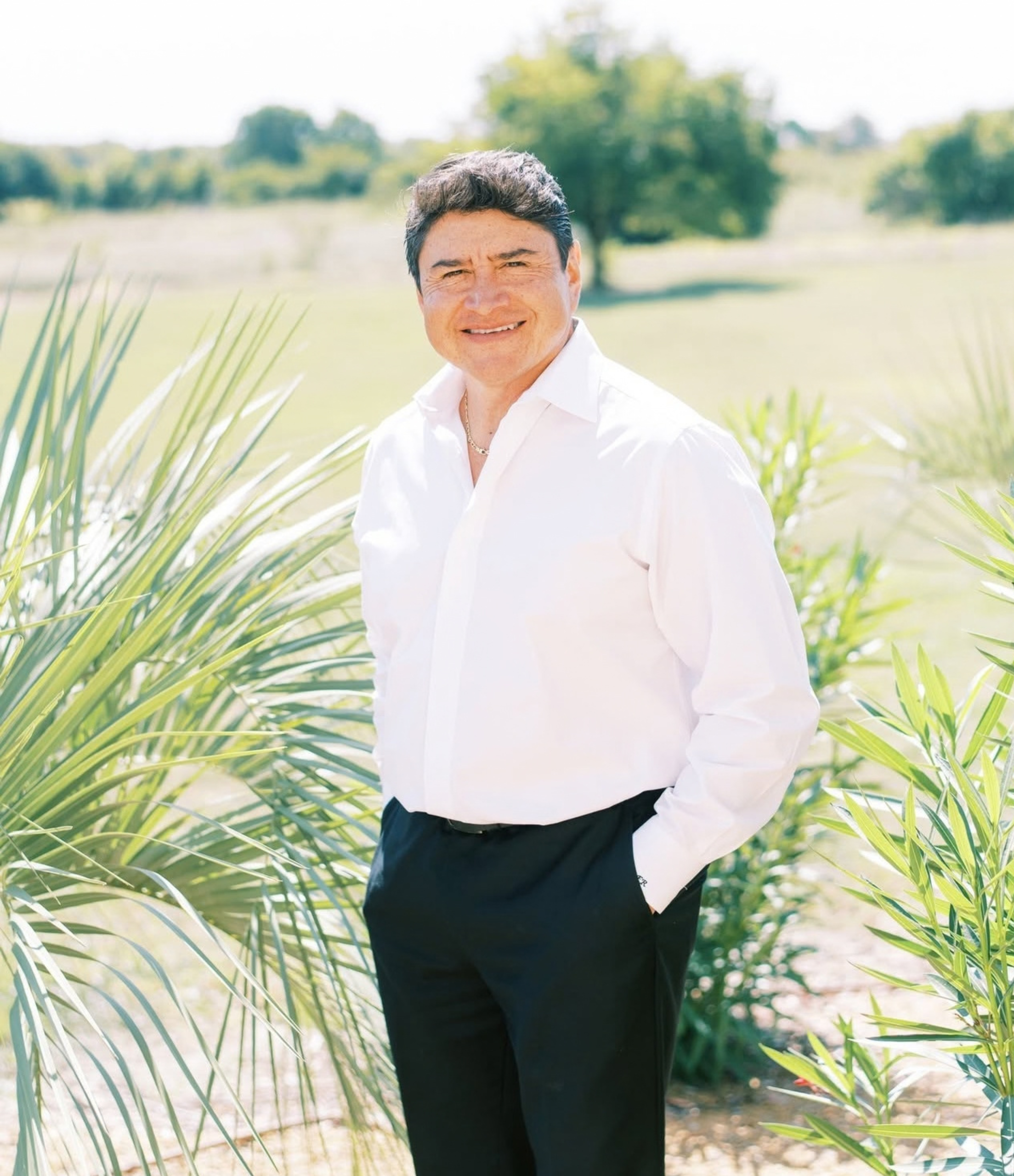 Website Headshot sizing-Ernesto
